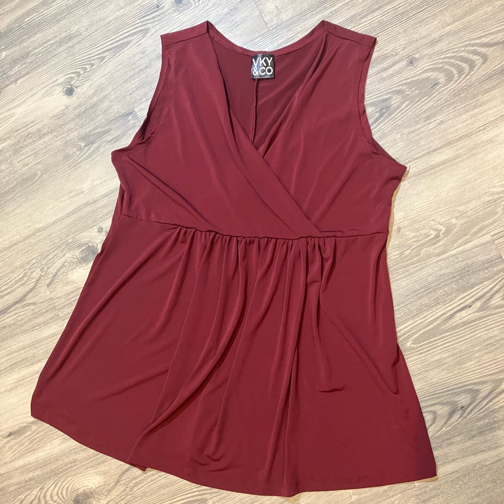 Women's Red Sleeveless Top